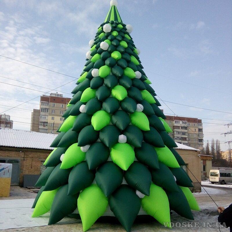 Надувное новогоднее украшение Надувная елка (2)